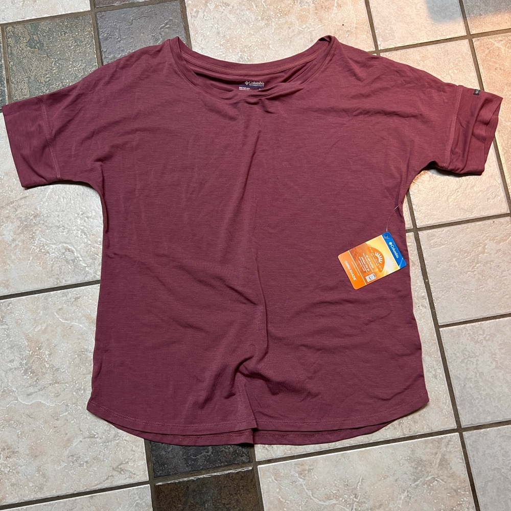 Columbia Women's Maroon Tee- NWT